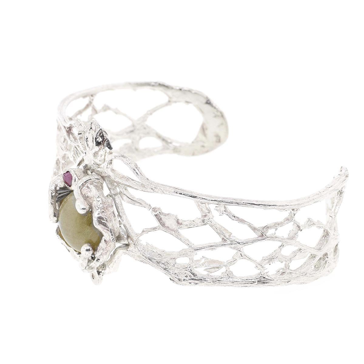 Butterfly Quartz Organic Bracelet - Image 3